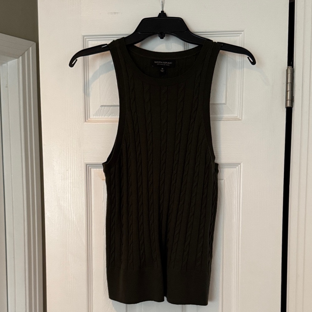 Banana Republic Dark Green Cable Knit Sweater Vest